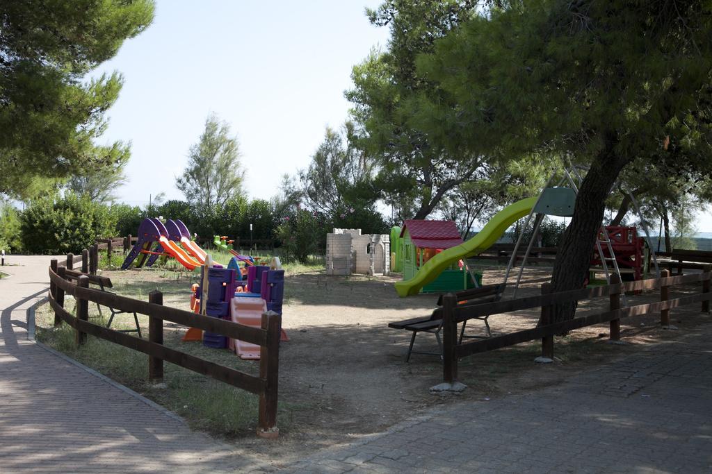 Villaggio Camping Spiaggia Lunga Вьесте Экстерьер фото